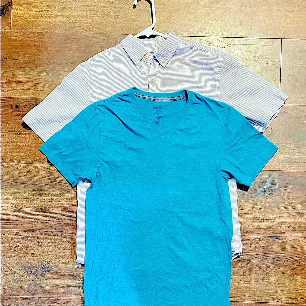 5/25$ 2 Men’s Small shirts